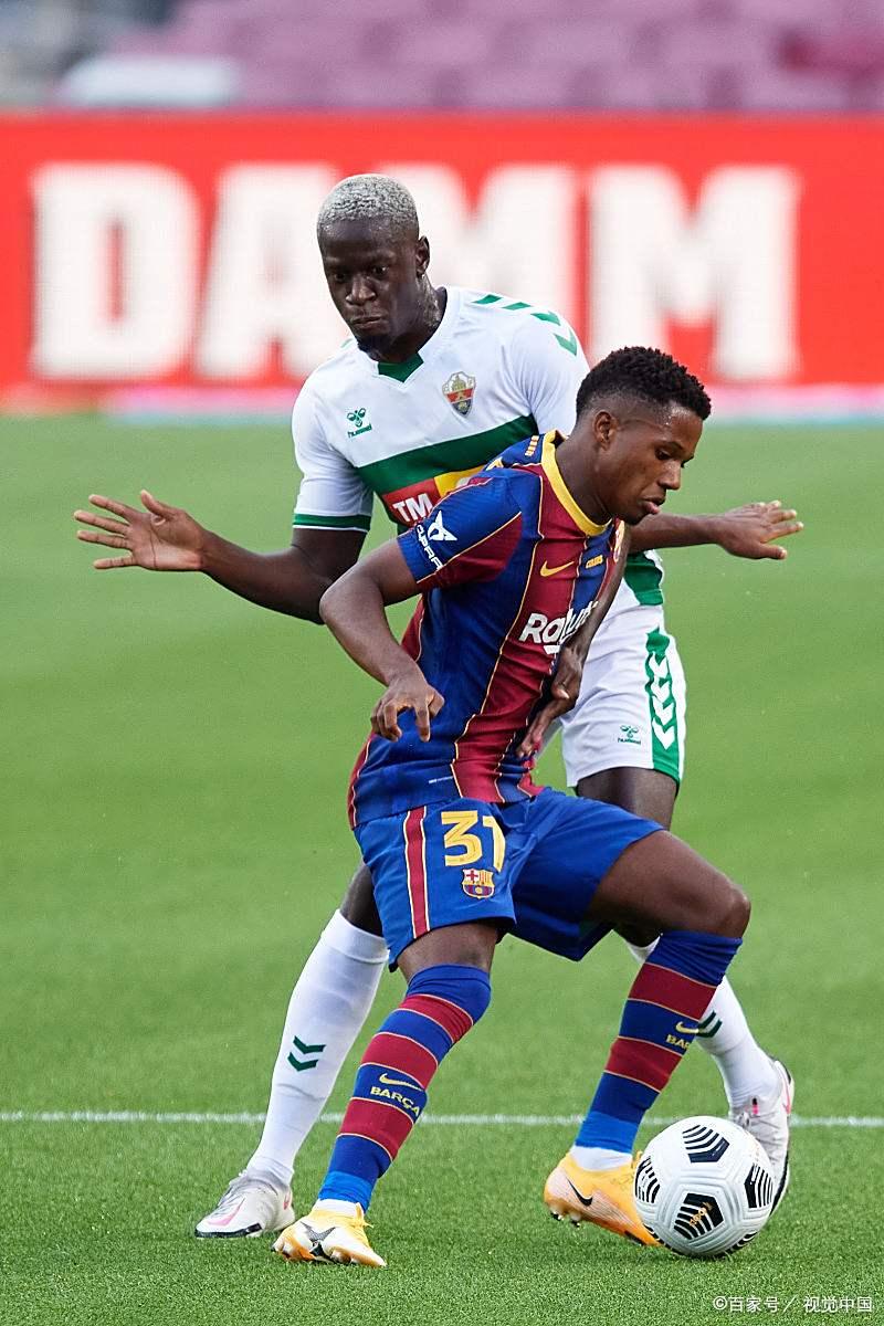 切尔西训练开放日，转会期状态回暖引欢呼，德甲在即，赛程密集仍需轮换的简单介绍-开云注册入口